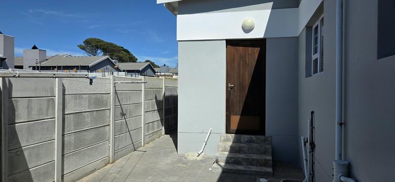 To Let 3 Bedroom Property for Rent in Salisbury Park Eastern Cape